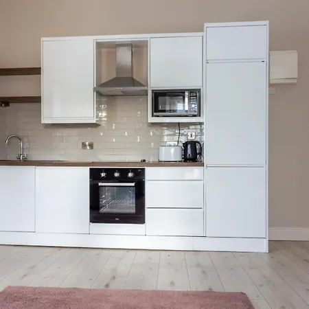 Gasthof Guestready - Relax And Explore In Dundrum
