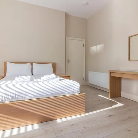 Gasthof Guestready - Relax And Explore In Dundrum *