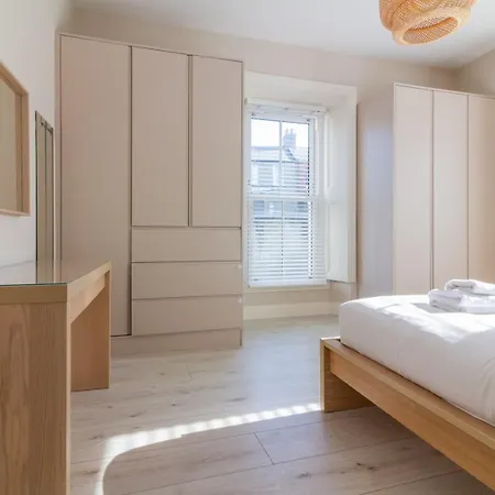 Gasthof Guestready - Relax And Explore In Dundrum Dublin